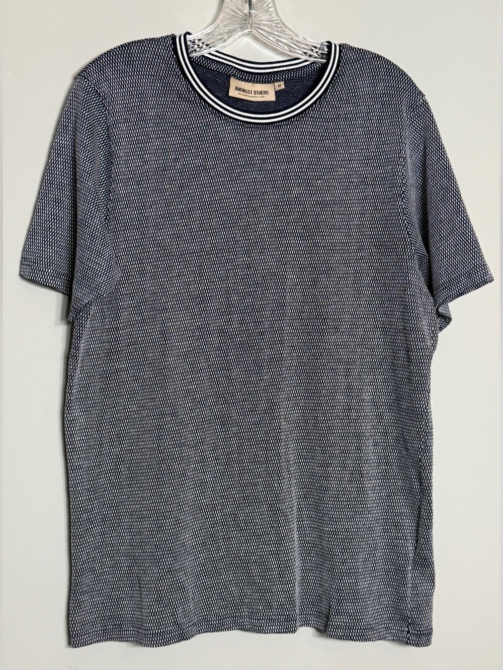 Amongst Others Navy and White Textured Short Sleeve Tee - Men Size M